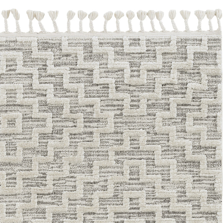 12'X15' Ivory Grey Machine Woven Diamond Pattern With Fringe Indoor Area Rug