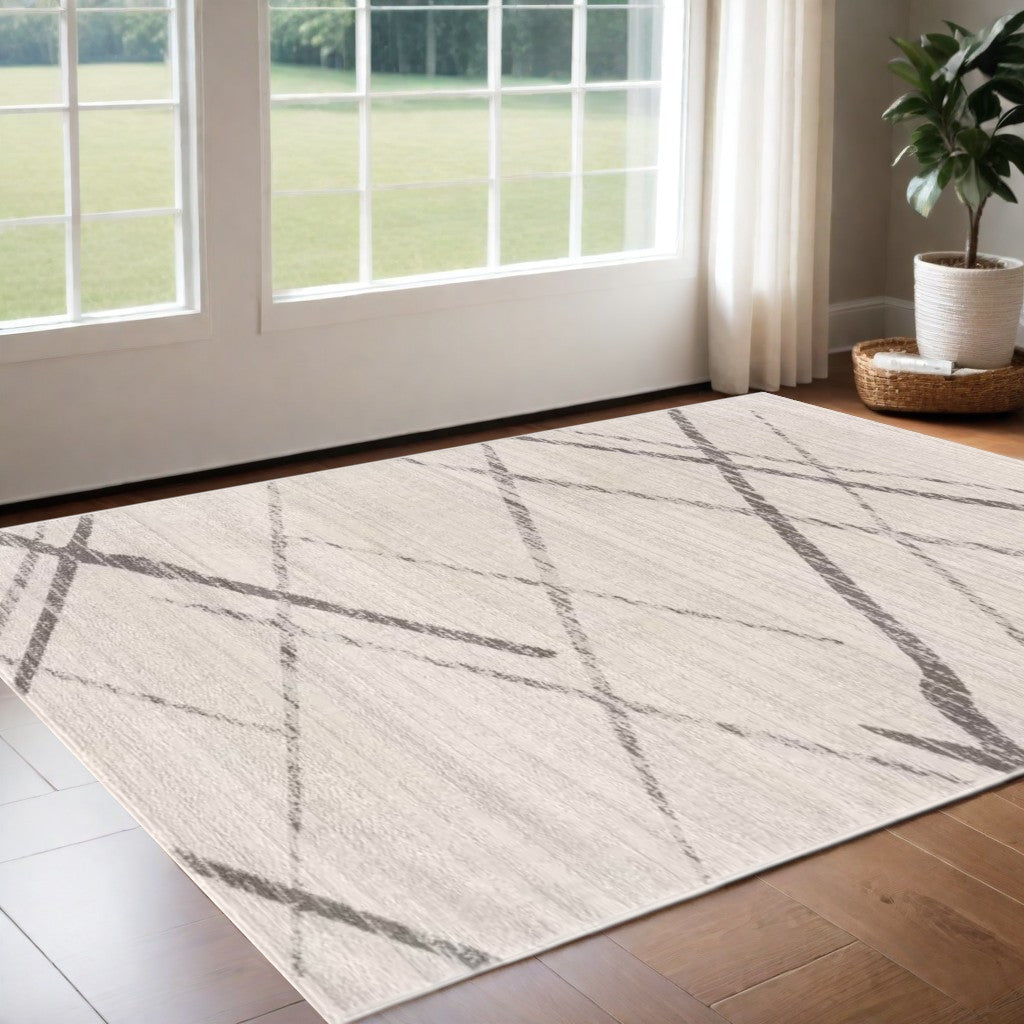 6' x 9' Gray and Ivory Geometric Area Rug