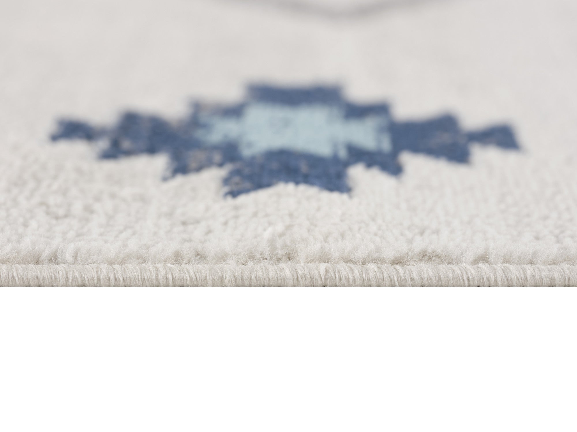 4' x 6' Blue and Ivory Southwestern Area Rug