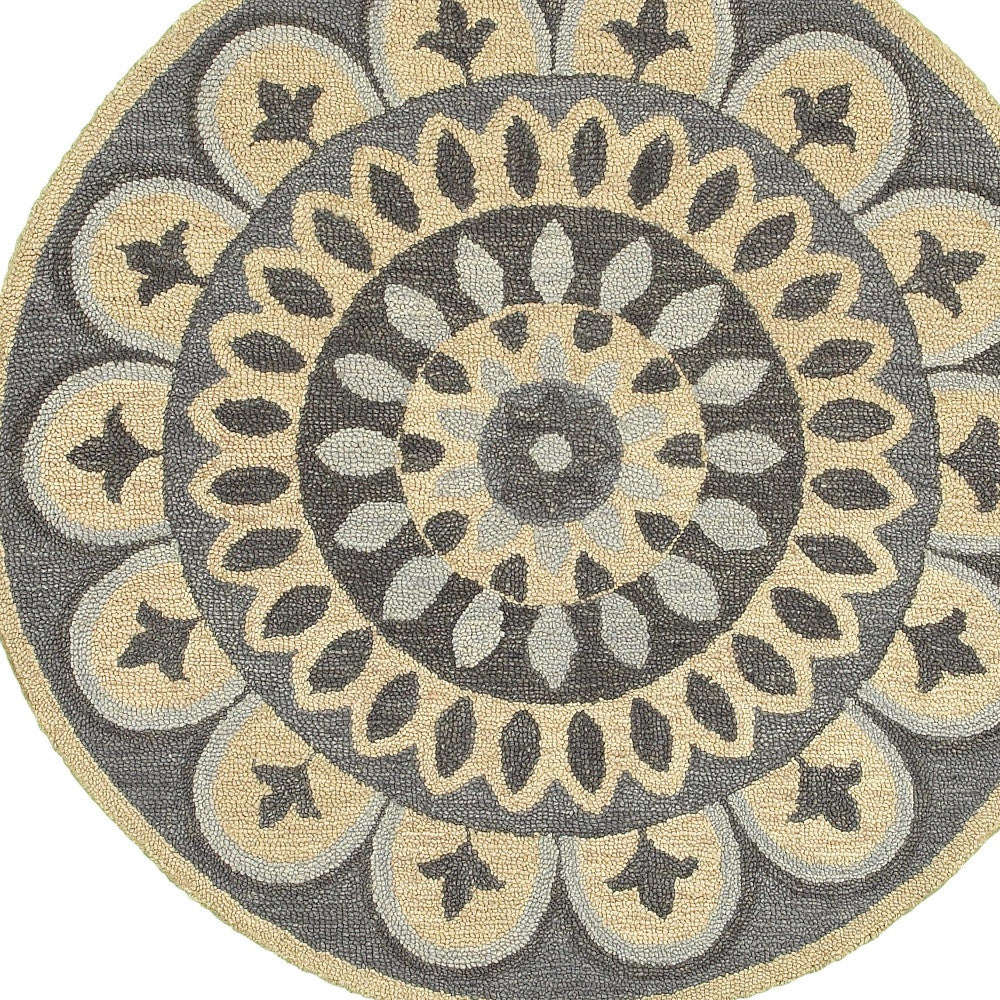 4’ Round Gray Floral Bloom Area Rug